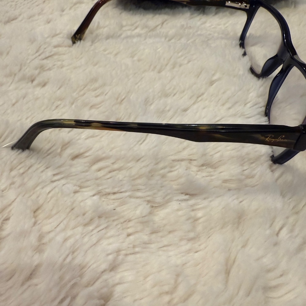Ray-Ban eyeglass frames - Picture 2 of 4